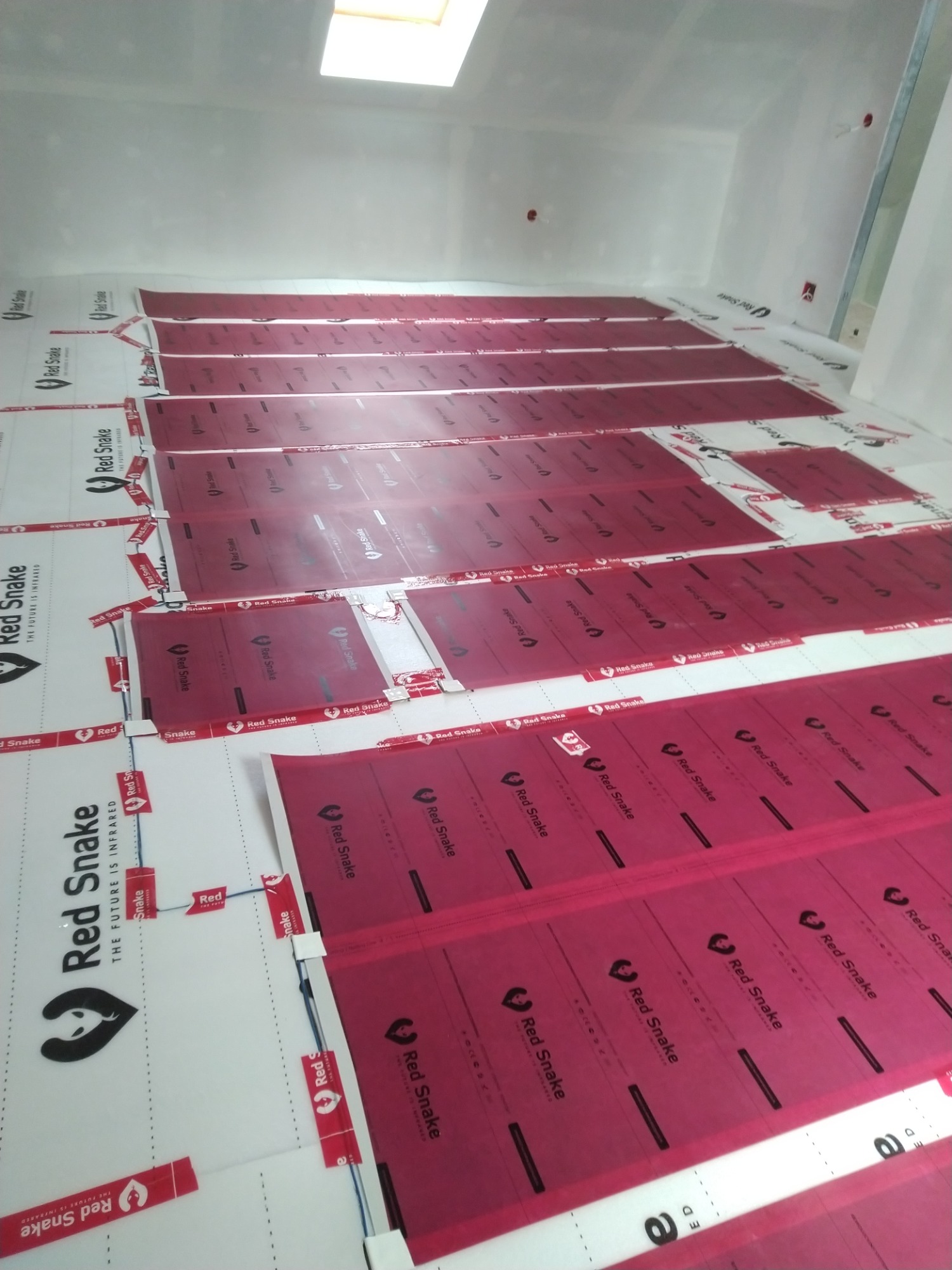 Folia podłogowa Red Snake - Łuszczów Pierwszy