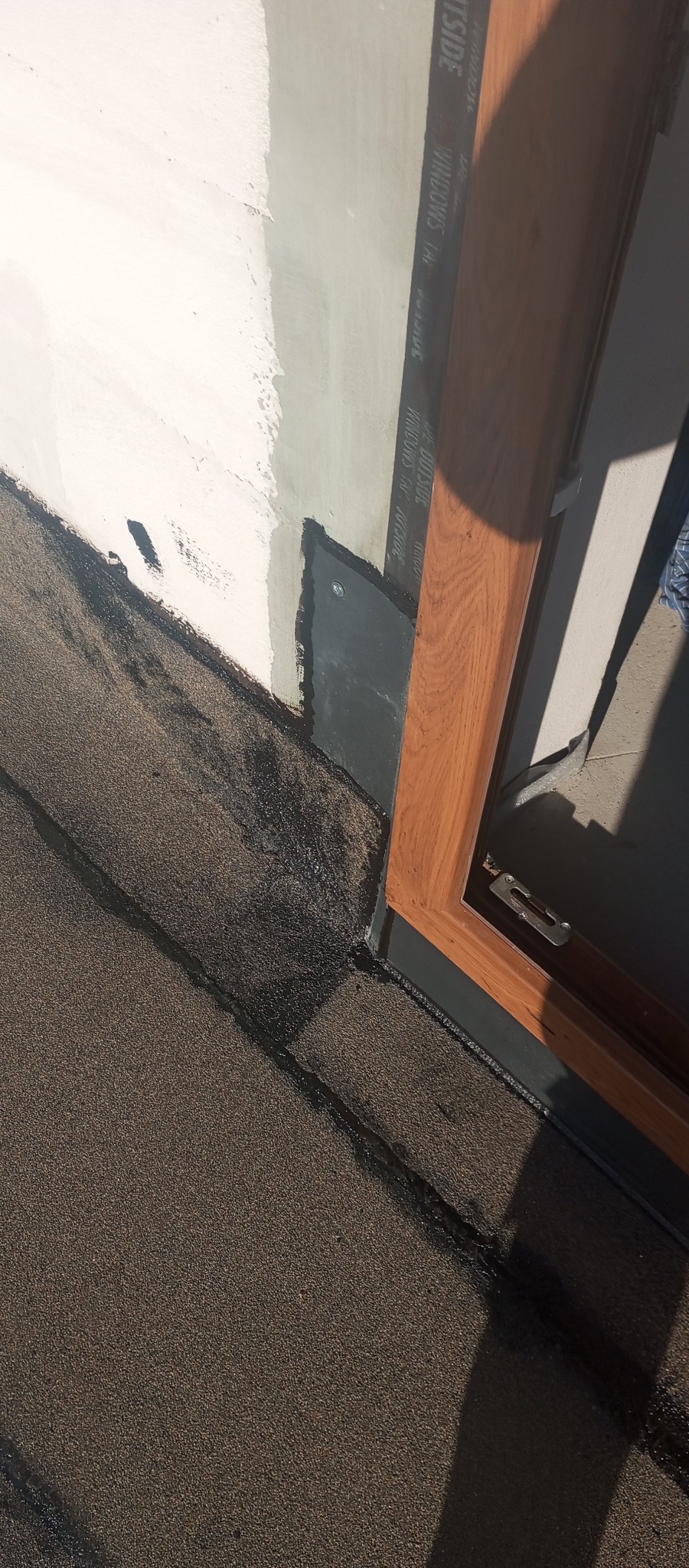 Izolacja balkonu papą podkładową na gorąco Zelgoszcz