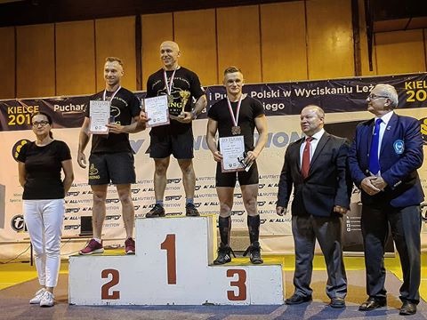 2 miejsce w kategorii junior 23 OPEN i 3 miejsce w kategorii Senior na Pucharze Polski w Trójboju siłowym