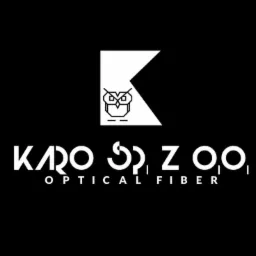 Logo firmy Karo Optical Fiber z motywem sowy w geometrycznym stylu, białe na czarnym tle.