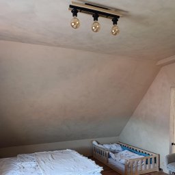 Tynk Gliniany drobnoziarnisty z Ceradbud , odcień 