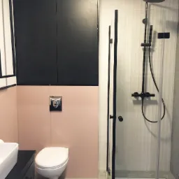 Łazienka w biurze projektowym, usługa kompleksowa