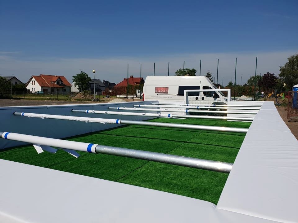 Wykonanie boiska sportowego dla dzieci.