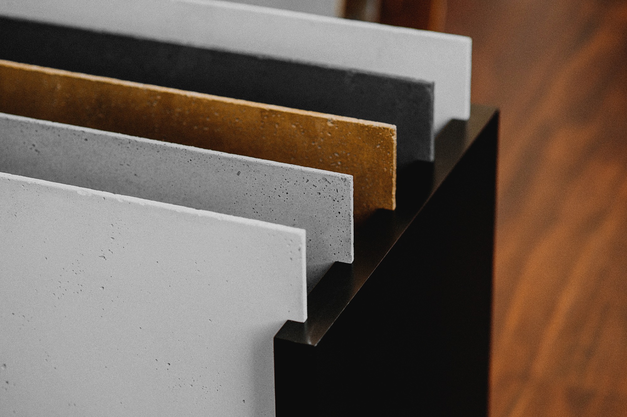 GRUBOŚĆ od 8 mm Formaty standardowe: - 60×60 cm - 120×60 cm - 100×50 cm Formaty niestandardowe: - do 100×300 cm