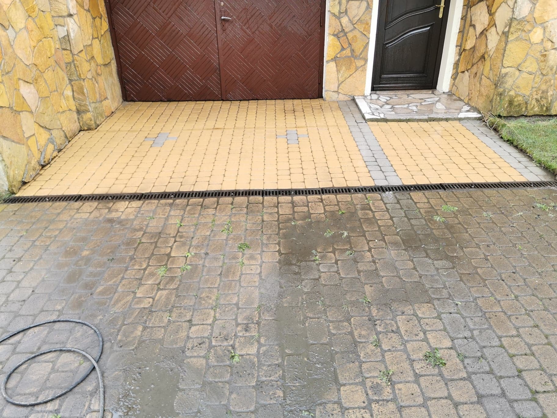 Mycie kostki brukowej