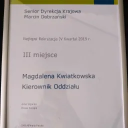 Dyplom w ramce, przyznany za III miejsce w kategorii Najlepsi Rekrutacja IV Kwartał 2019 r., wystawiony przez OVB Allfinanz Polska dla Magdaleny Kwiatkowskiej, Kierownika Oddziału.