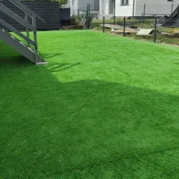 Sztuczna trawa, niwelacja, trawnik, metamorfoza