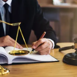 Profesjonalizm. Wiedzy i Doświadczenie.