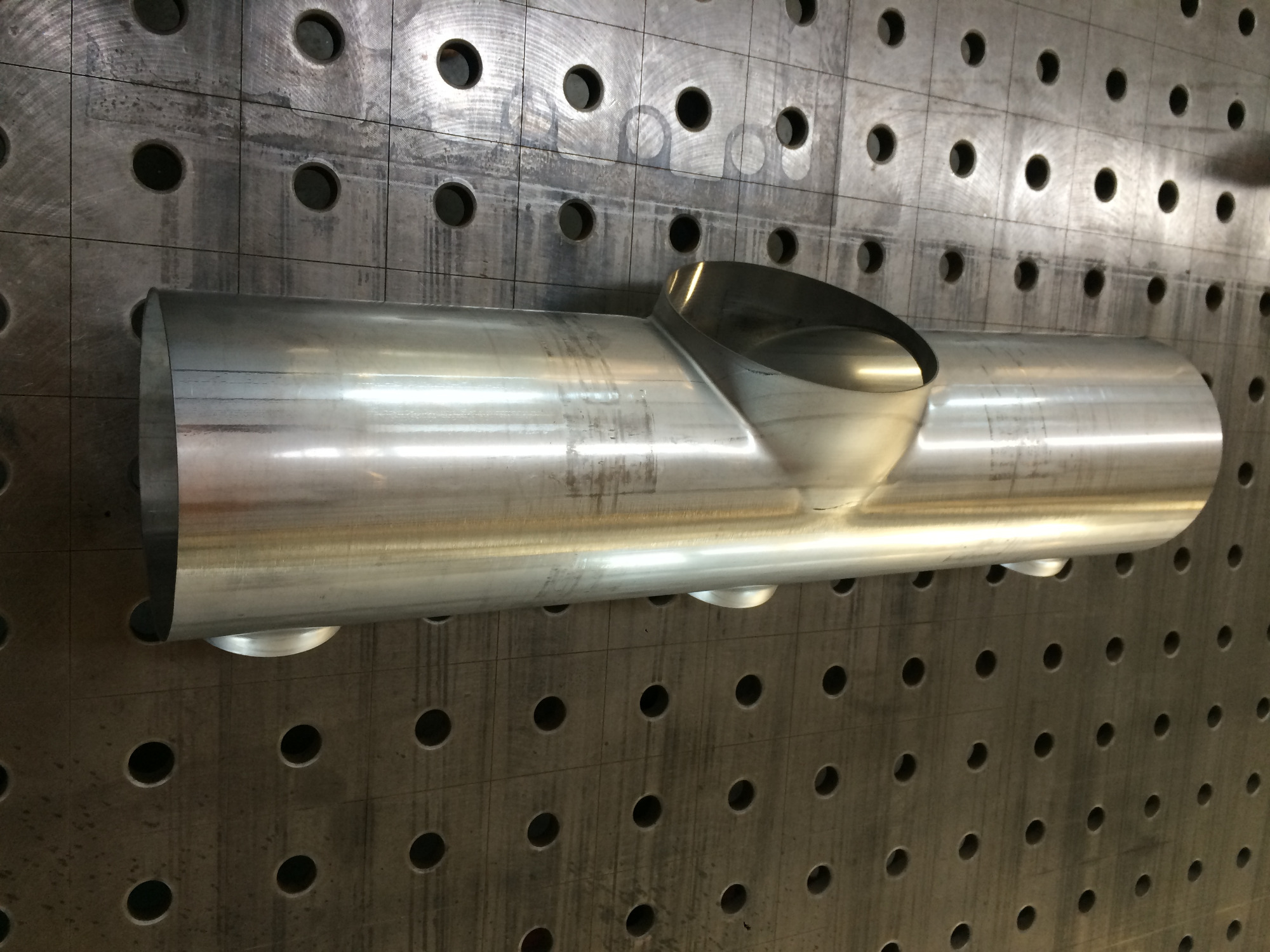 Trójniki wyciągane z rur