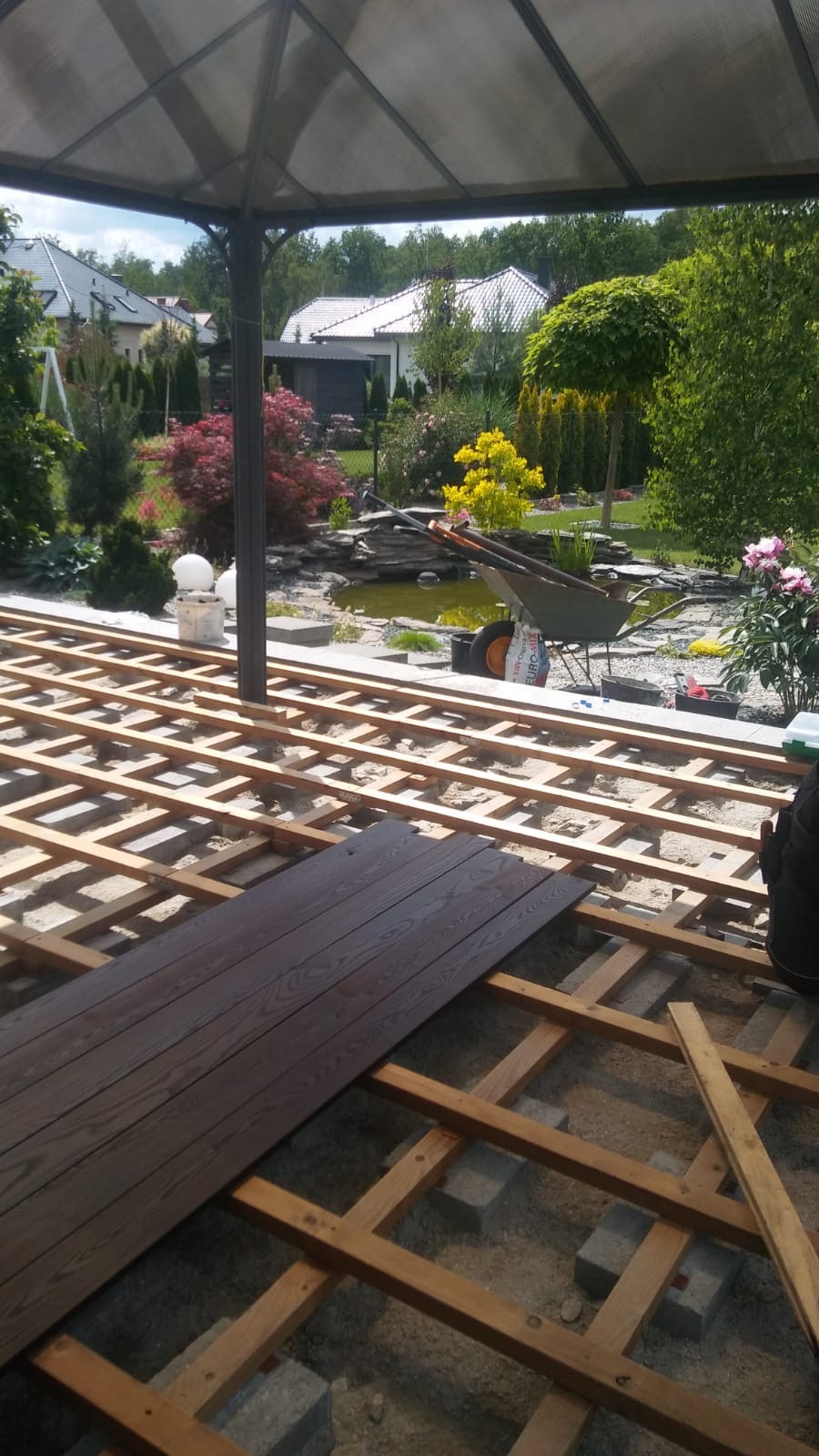 Ogród, taras i oczko za jednym zamachem