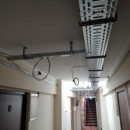 Remont instalacji elektrycznej w budynku 11 piętrowym 
121 lokali - Sierpień 2020r
