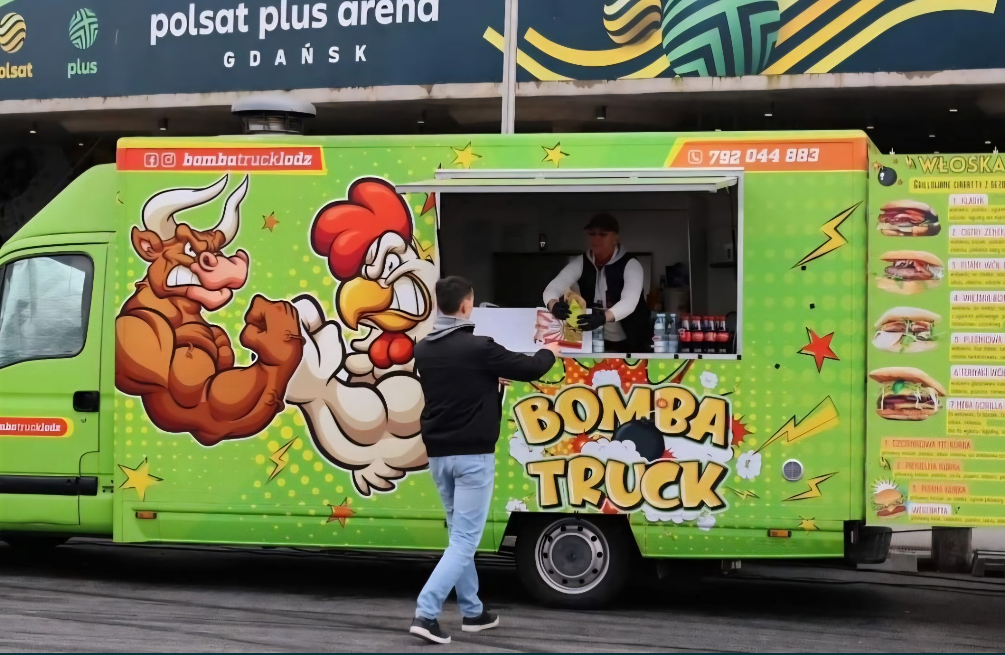 Foodtruck grillowane ciabatty, burgery, kuchnia grecka, kuchnia azjatycka