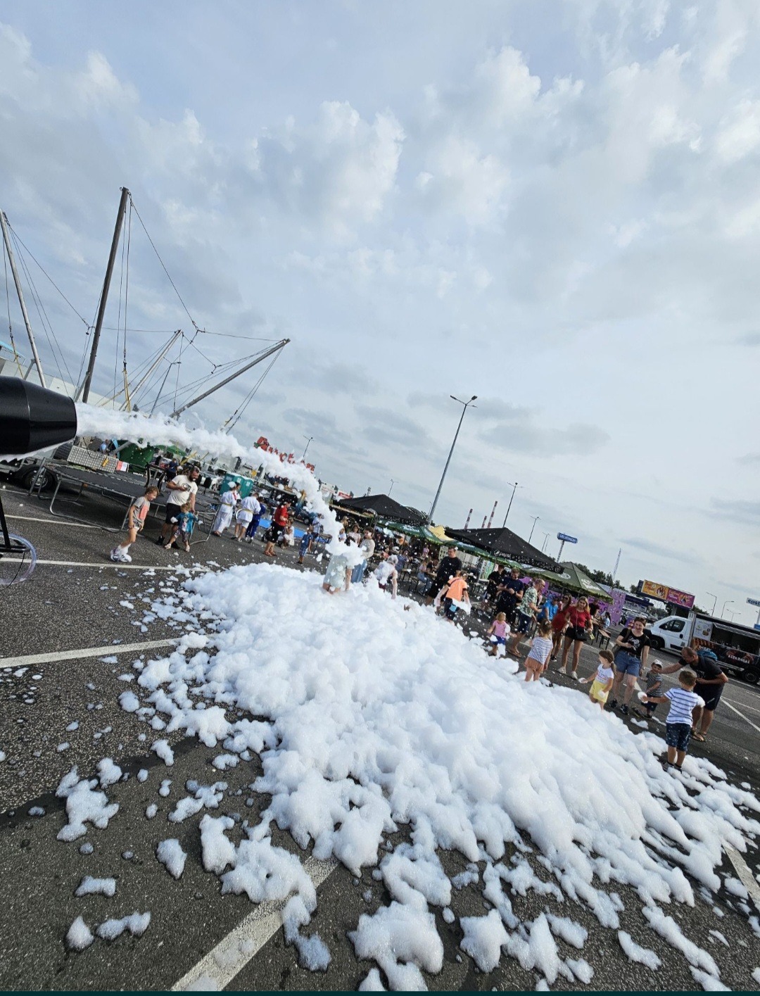 Organizacja dmuchańcy, piana party