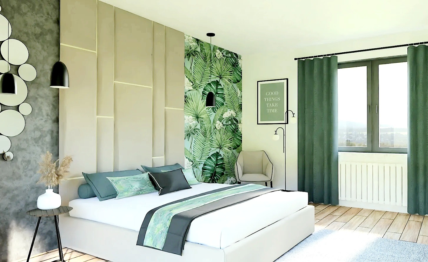 Nowoczesna sypialnia z tapetą w tropikalne liście, panelami ściennymi w odcieniach beżu, szarymi poduszkami i narzutą na białym łóżku oraz okrągłymi lustrami na szarej ścianie.