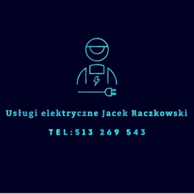 Logo firmy Usługi Elektryczne Jacek Raczkowski z Morąga, przedstawiające schematycznego elektryka z wtyczką i numerem telefonu, wyświetlane w neonowej, błękitnej kolorystyce na ciemnym tle.