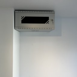 Mały Elektryk - Pierwszorzędne Oświetlenie Elewacji Dębica