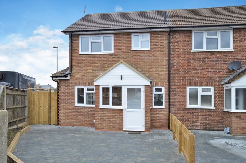 Projekt plus budowa dwusypialnianego domu w zabudowie szeregowej