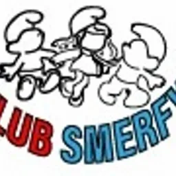 Logo Klubu Smefry z trzema postaciami przypominającymi Smerfy, napis KLUB w kolorze czerwonym i SMERFY w kolorze niebieskim, wszystko na białym tle.