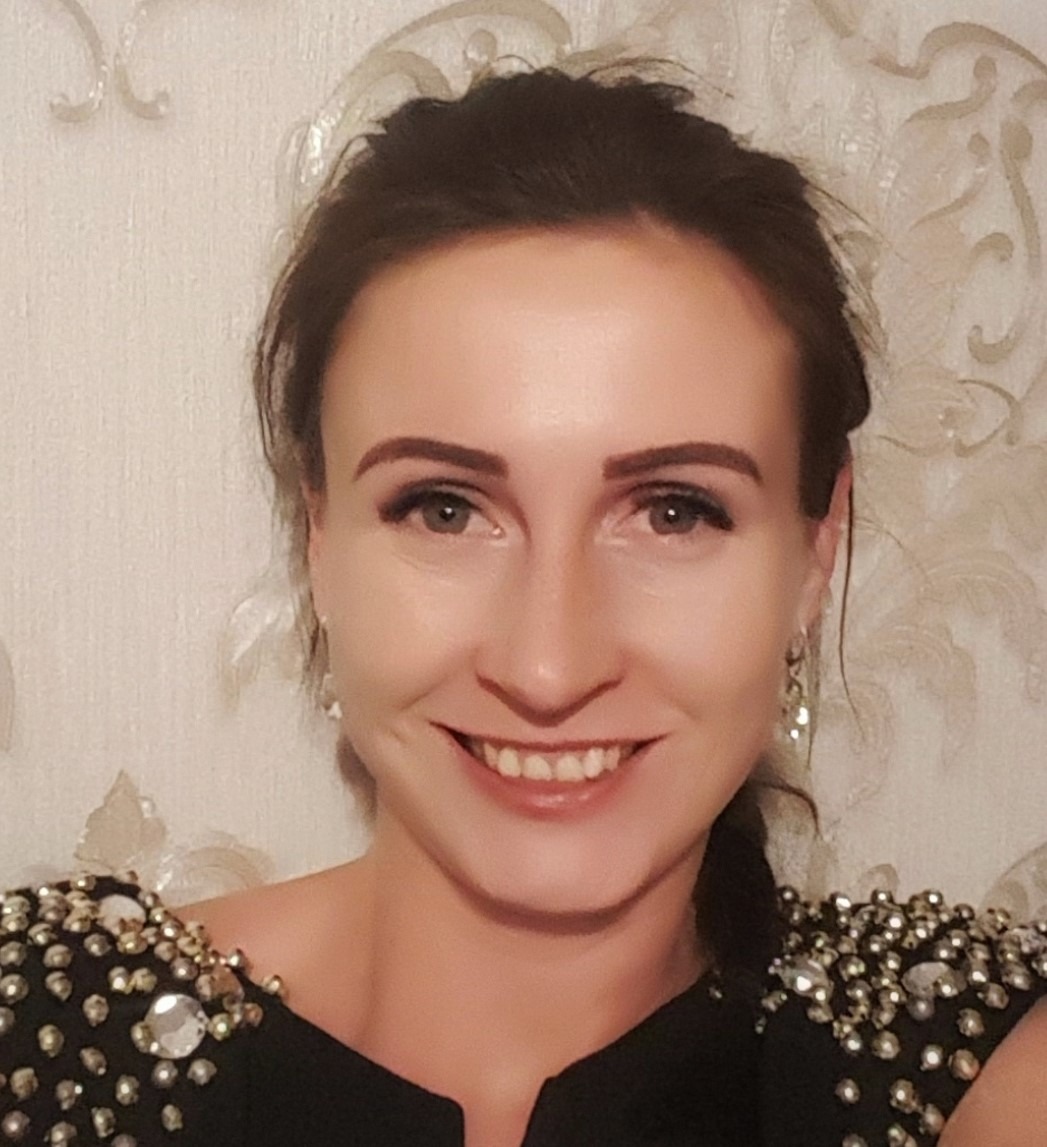 Karolina Fink- założycielka firmy Atelier Rzęs