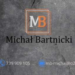 Logo firmy Michał Bartnicki z inicjałami MB w pomarańczowo-białej ramce, numerem telefonu i adresem email na szarym, kamiennym tle.