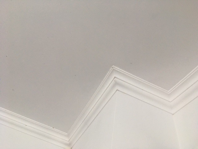 Montaż sztukaterii, listew