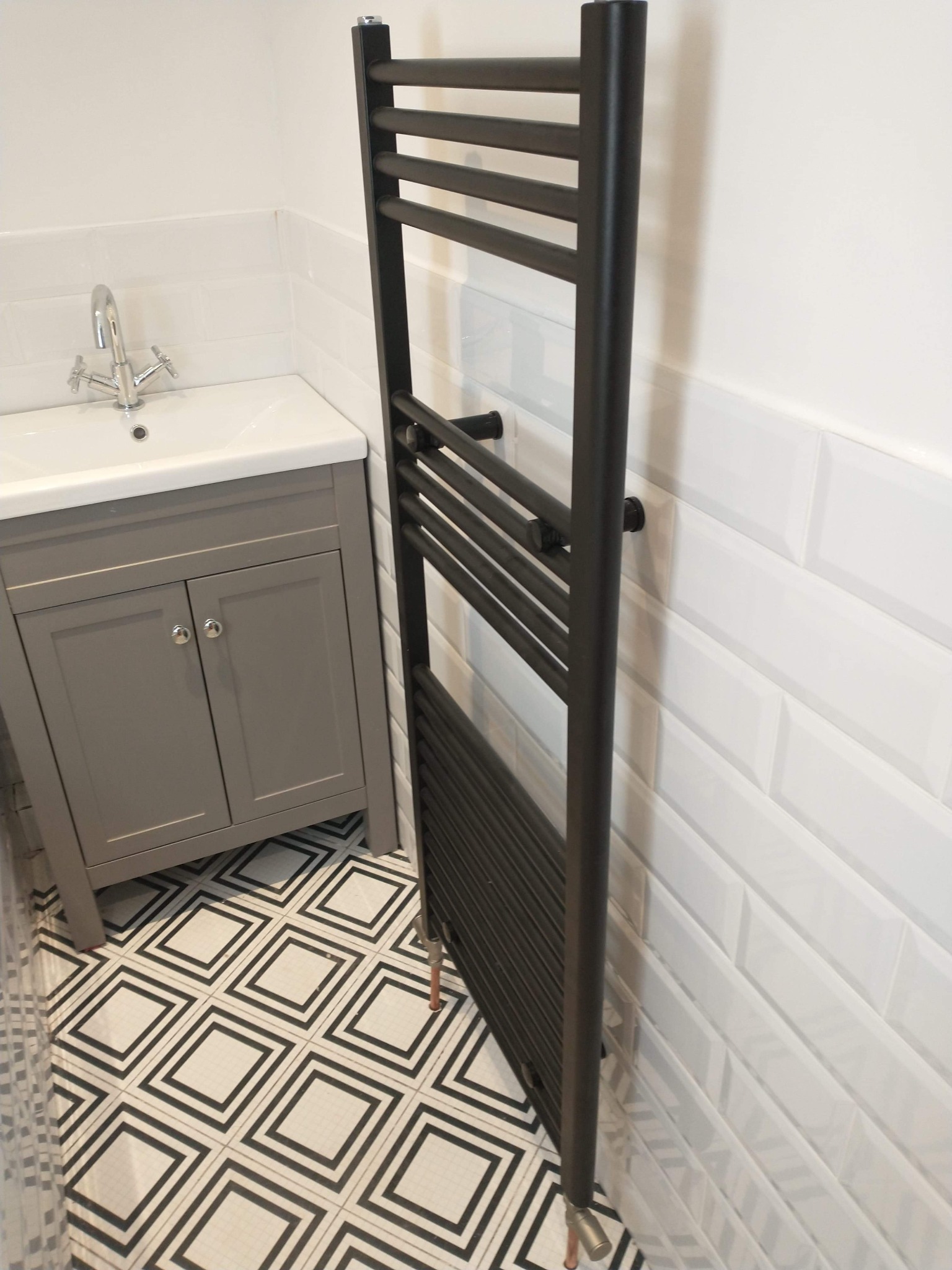 Łazienka wykonana od podstaw.