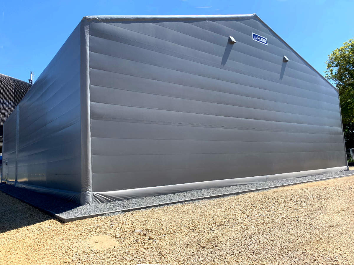 Hala sportowa dla klubu piłkarskiego