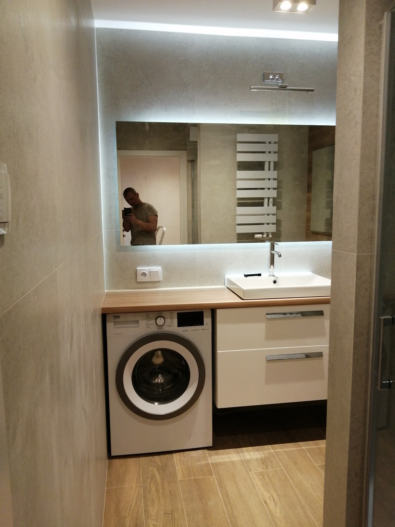 Pracuje według projektu i od A do Z