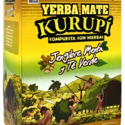 Opakowanie yerba mate Kurupi Completa con Hierbas z ilustracją zbieraczy ziół i składników w tropikalnym krajobrazie.