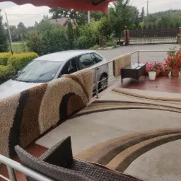 3 dywany shaggy, powierzchnia około 13 m^2. Czas realizacji usługi około 3 godzin.