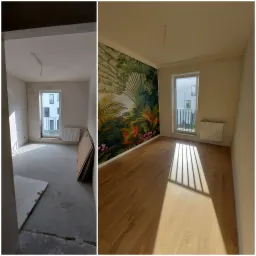 Porównanie pokoju przed i po: surowy beton i nieotynkowane ściany kontra drewniana podłoga i ściana z fototapetą w tropikalne wzory.