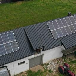 Pniewo

Moc całej instalacji fotowoltaicznej - 7,44 kW
Model inwertera - SOLAR EDGE
Rodzaj paneli fotowoltaicznych - SHARP
Ilość modułów fotowoltaicznych - 24