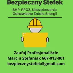 Grafika wektorowa przedstawiająca postać w kasku BHP, z napisem 'Bezpieczny Stefek', oferującą BHP, PPOŻ, ubezpieczenia i odnawialne źródła energii, z kontaktem Marcin Stefaniak.