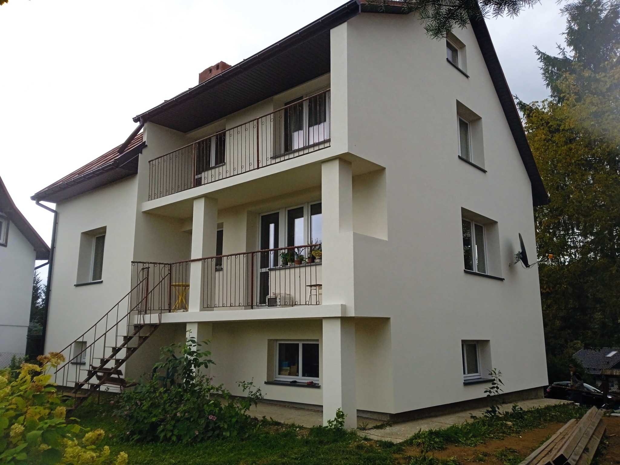 Wykonanie ocieplenia, obröbki blacharskie oraz podbitka