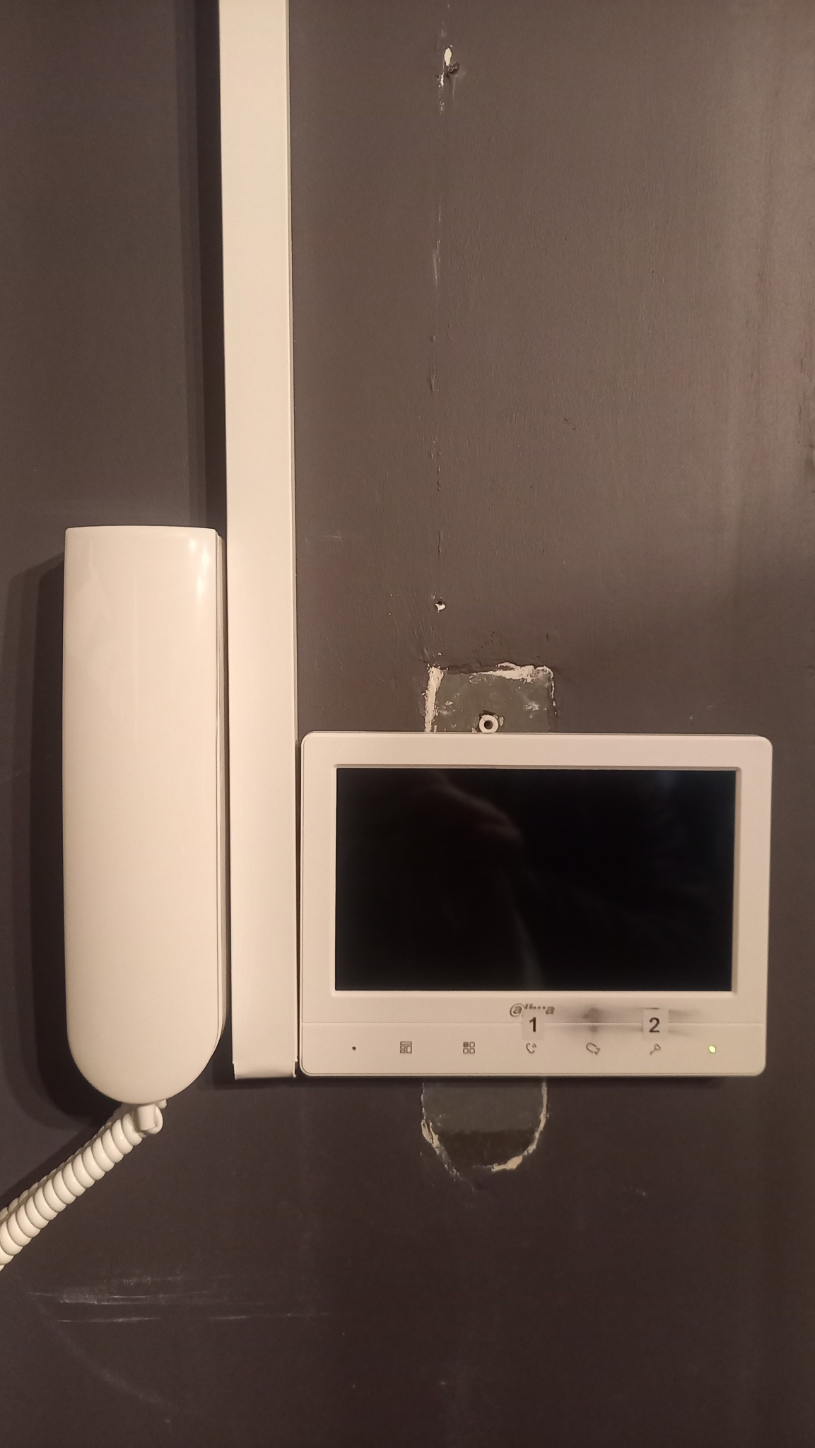 Montaż domofonu i videodomofonu w mieszkaniu klienta