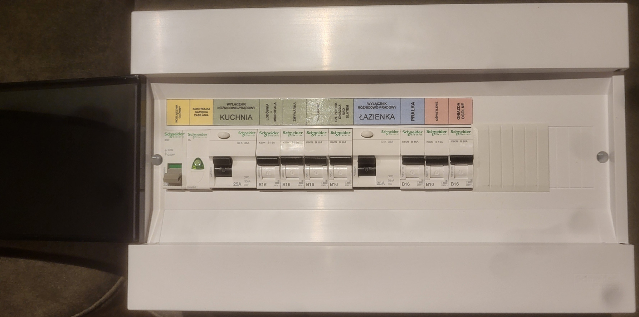 Wymiana Instalacji Elektrycznej w Pomieszczeniu Kuchennym Oraz Wymiana Rozdzielnicy Mieszkaniowej