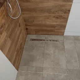 Montaż odpływu liniowego