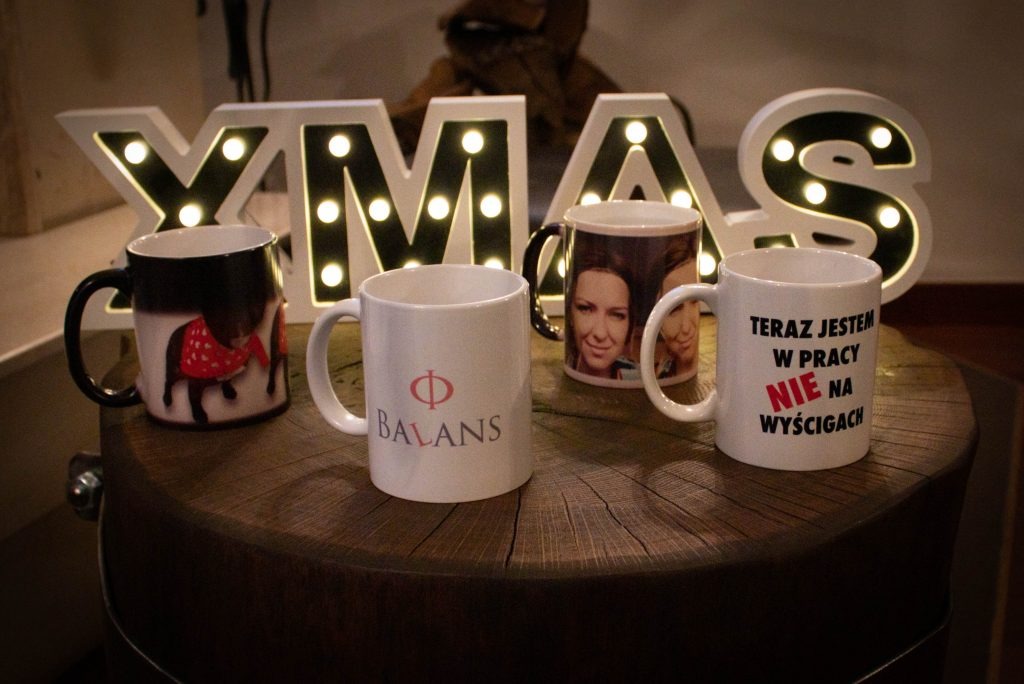 Kubki z dowolnym nadrukiem, gadżety reklamowe.