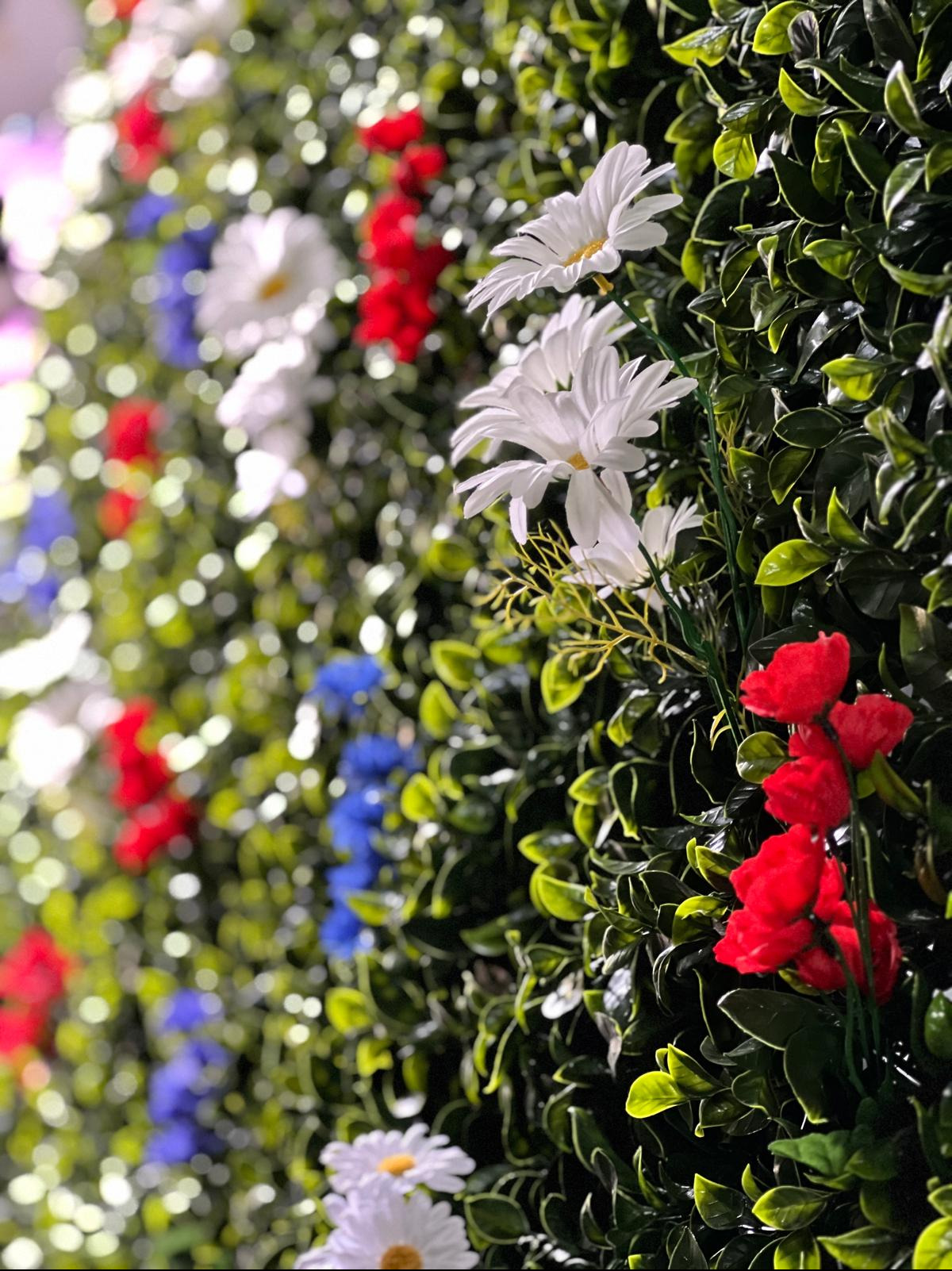 Ścianki kwiatowe do zdjęć.