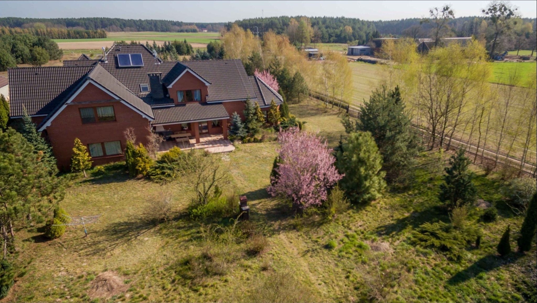 Ośrodek od strony ogrodu