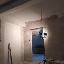 KrissBuild - Układanie paneli i parkietów Białystok