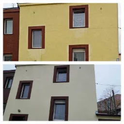 Por&oacute;wnanie elewacji budynku przed i po odświeżeniu: ż&oacute;łta, zabrudzona ściana z ceglanymi obramowaniami okien kontra jasna, kremowa elewacja z tymi samymi obramowaniami.