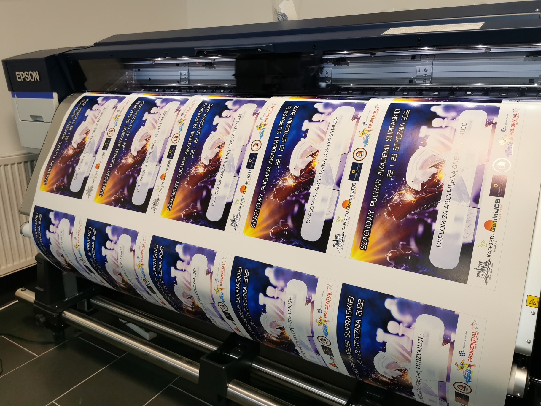 Foliowe plakaty eventowe