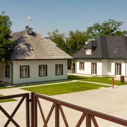 Dom nr 3 i Dom nr 4.