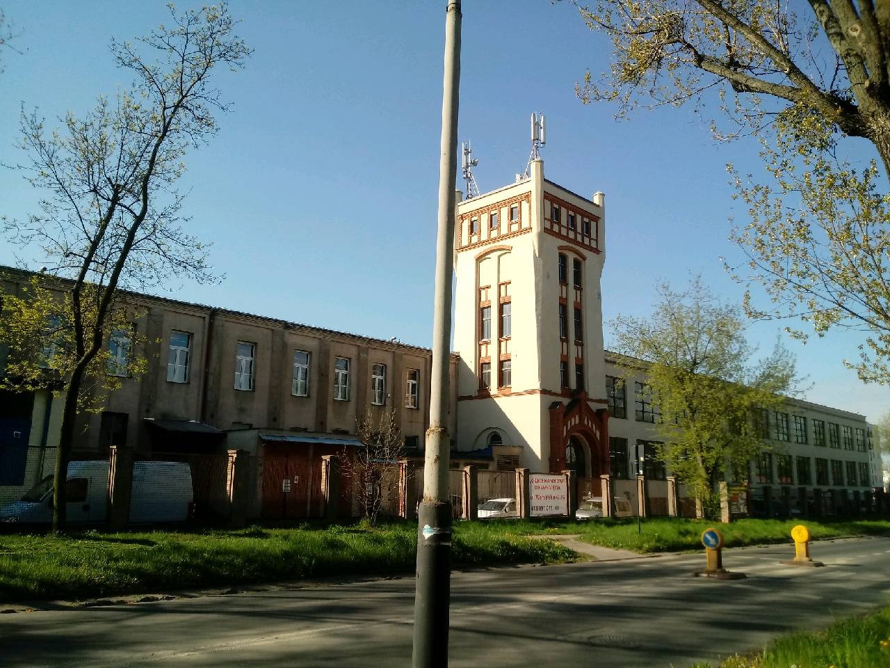 Łódź, ul. Senatorska 70 - mamy dostępne powierzchnie magazynowe i usługowe.