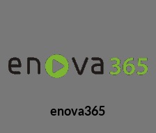 Logo Enova365 z zielonym symbolem odtwarzania w literze 'o', na szarym tle. Nazwa firmy powtórzona mniejszą czcionką poniżej.