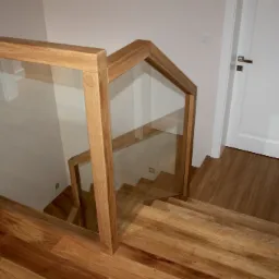 Schody na beton, drzwi i podłogi u naszego klienta.