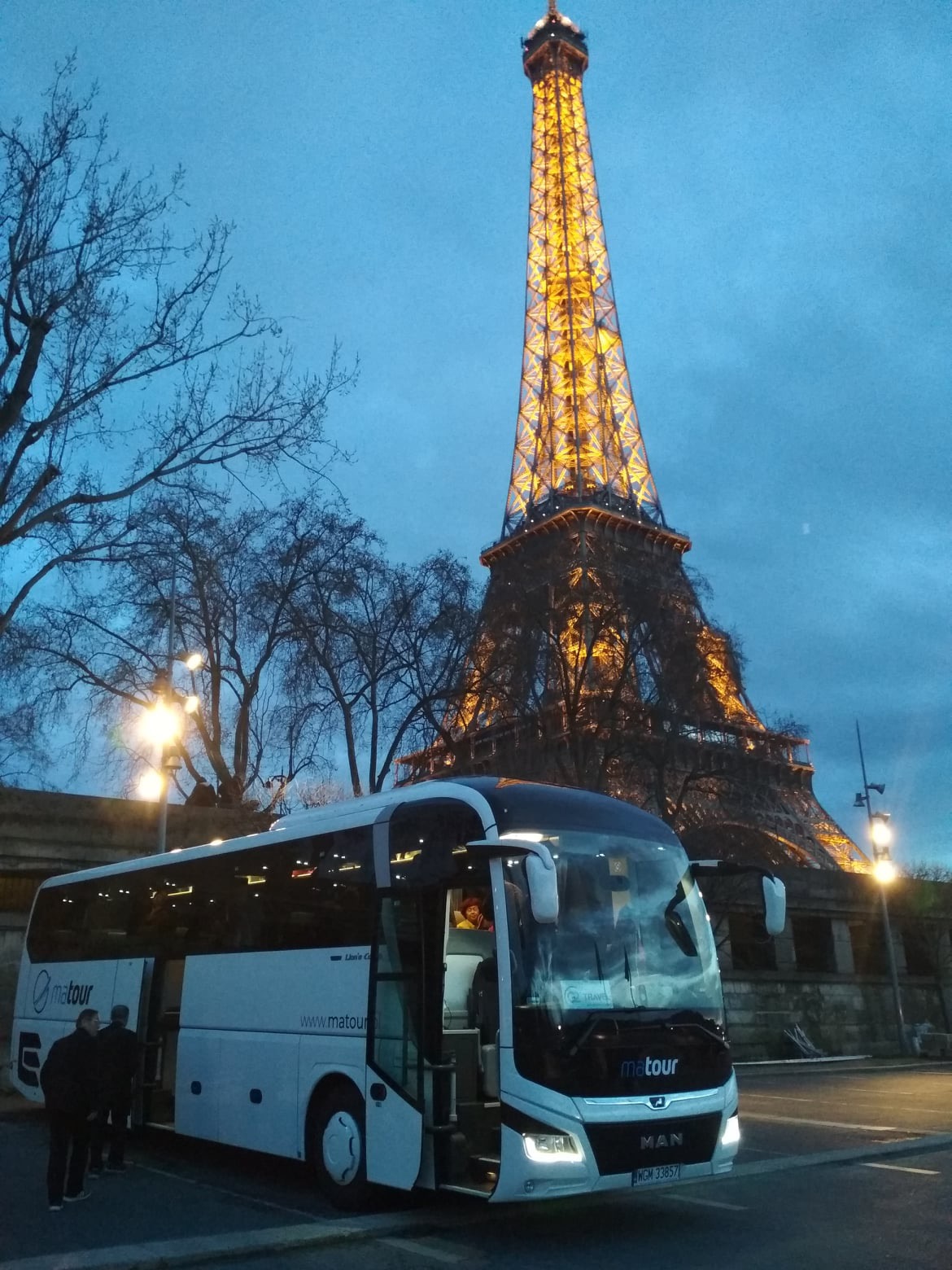 Zwiedzamy z naszymi klientami Paryż nocą