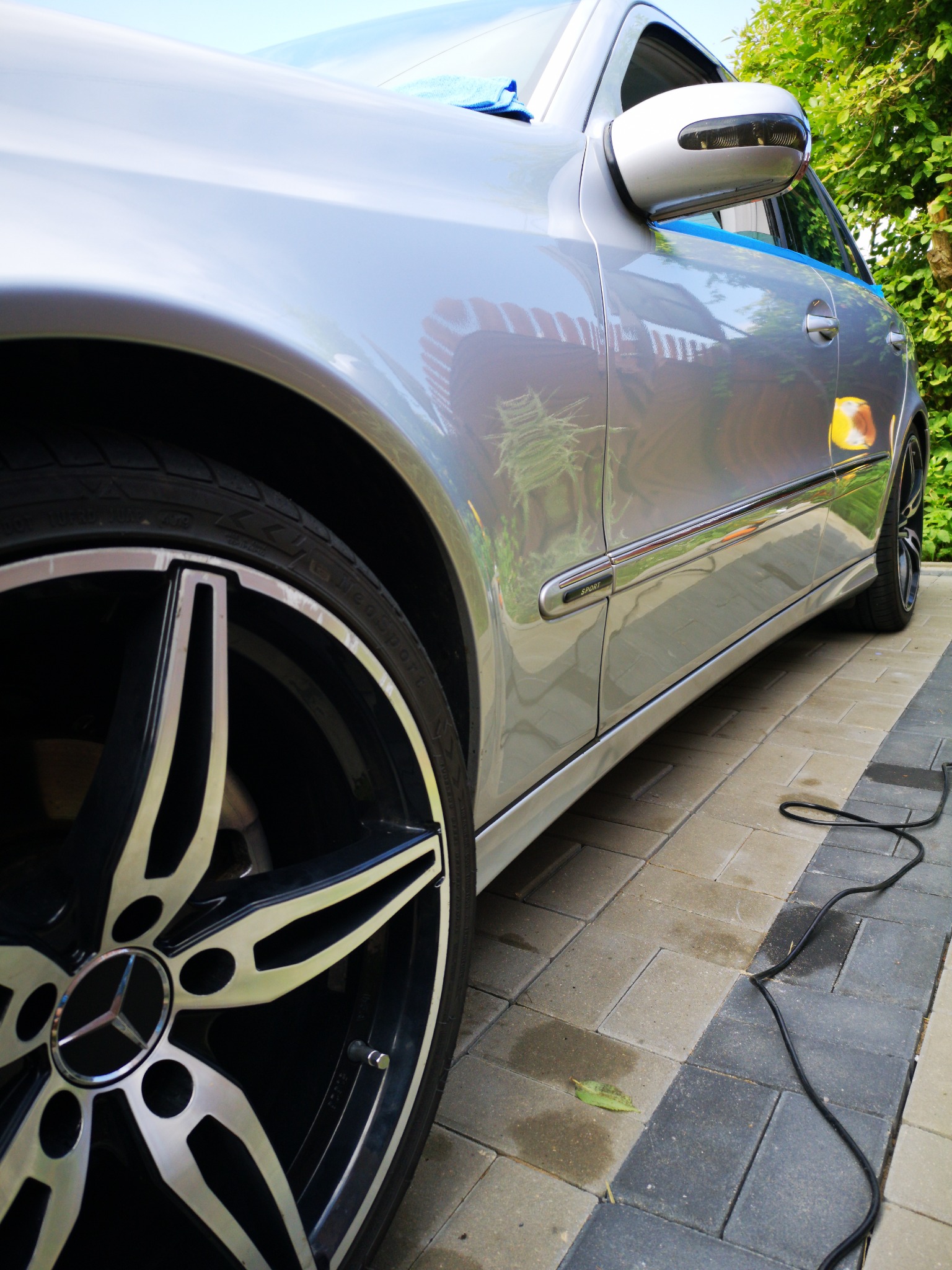 Odświeżenie lakieru oraz zabezpieczenie woskiem.