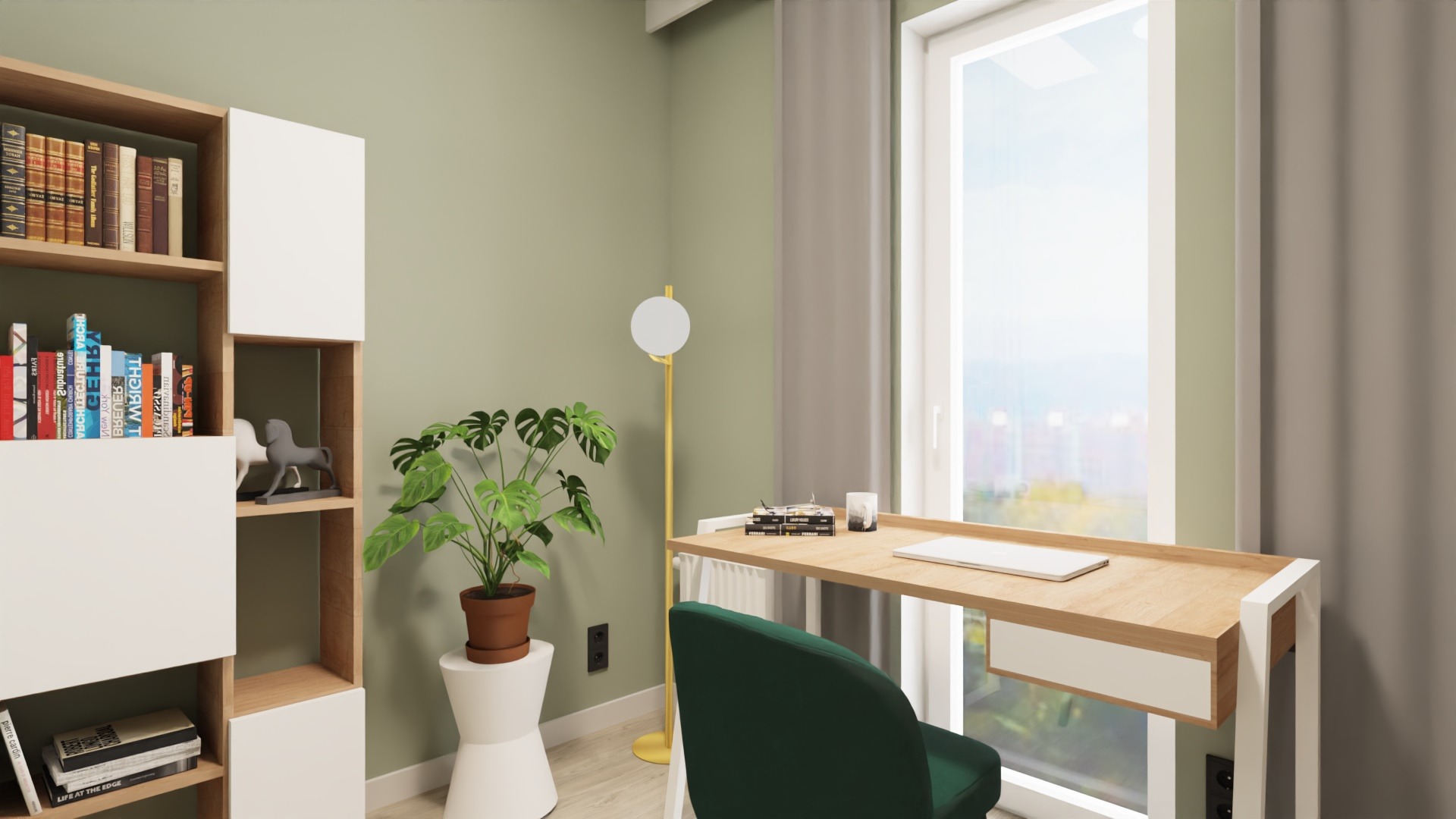Kompaktowe biuro domowe z drewnianym biurkiem, zielonym krzesłem, regałem z książkami i rośliną doniczkową monstera na białym stoliku pomocniczym, oświetlone złotą lampą podłogową.
